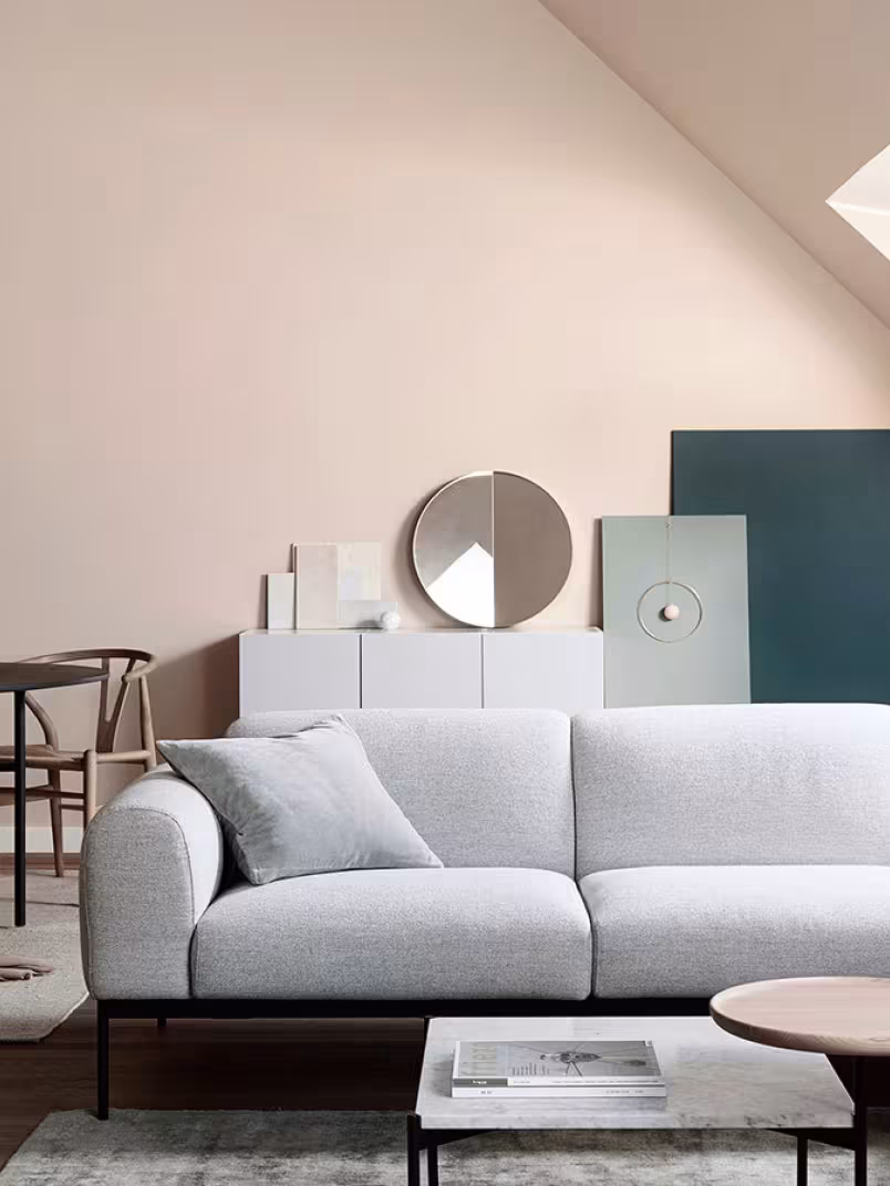 Create esteemed living room with harmonic colours