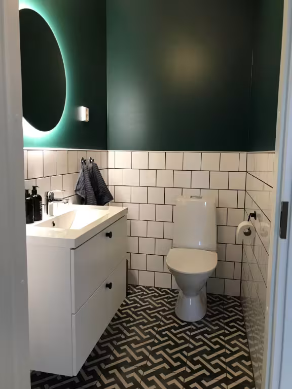 bathroom makeover tips 