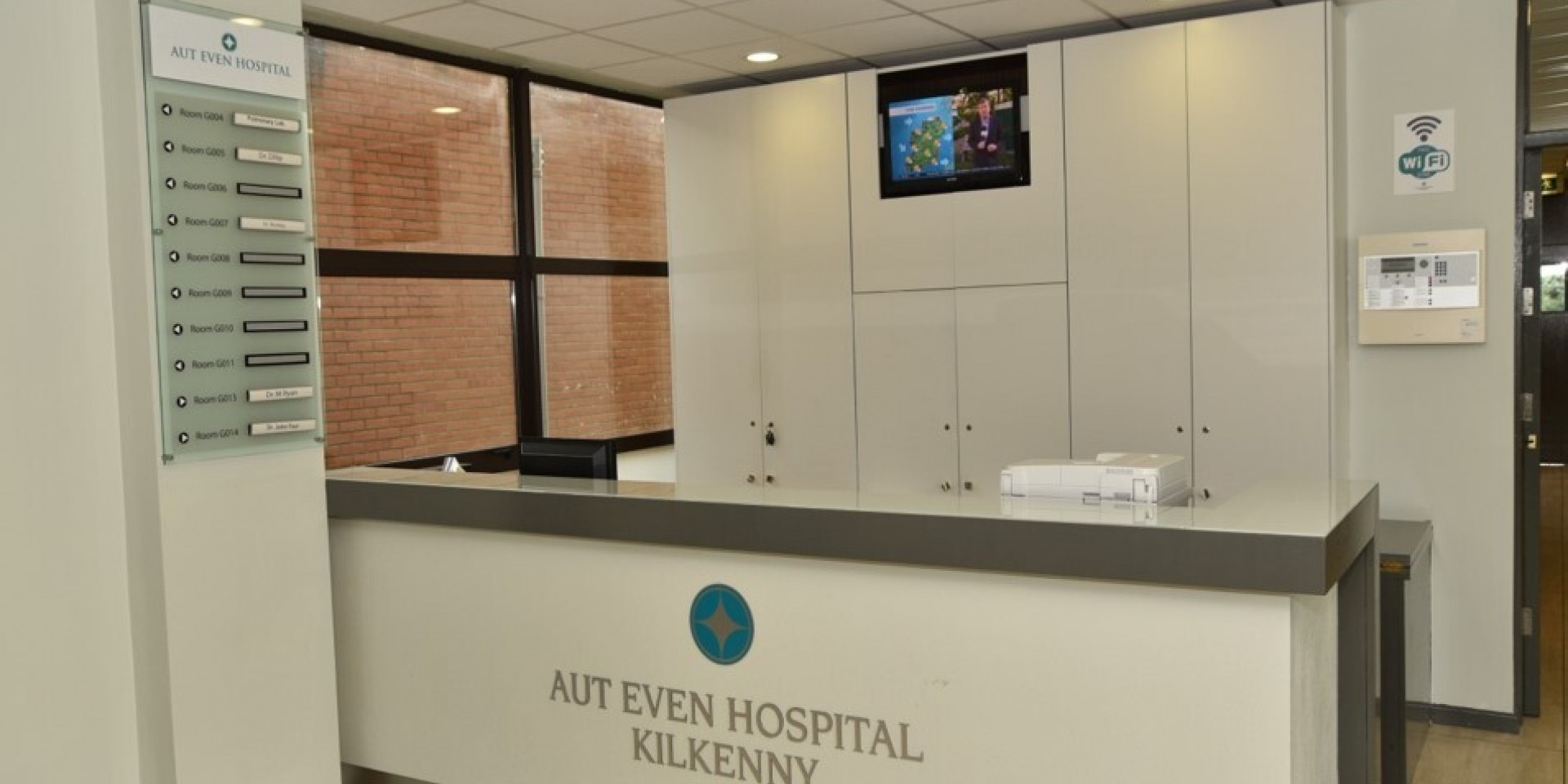 Entrance hall at Aut Even Hospital