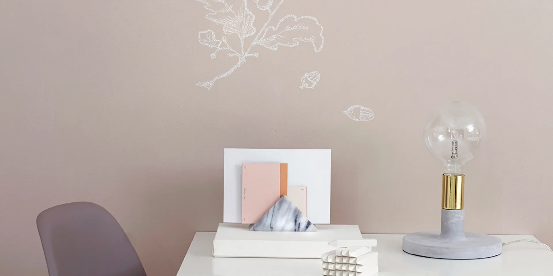 Рабочее пространство с краской Liitu