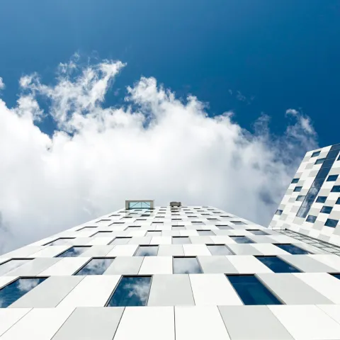 What designers should know about colours in the built environment?