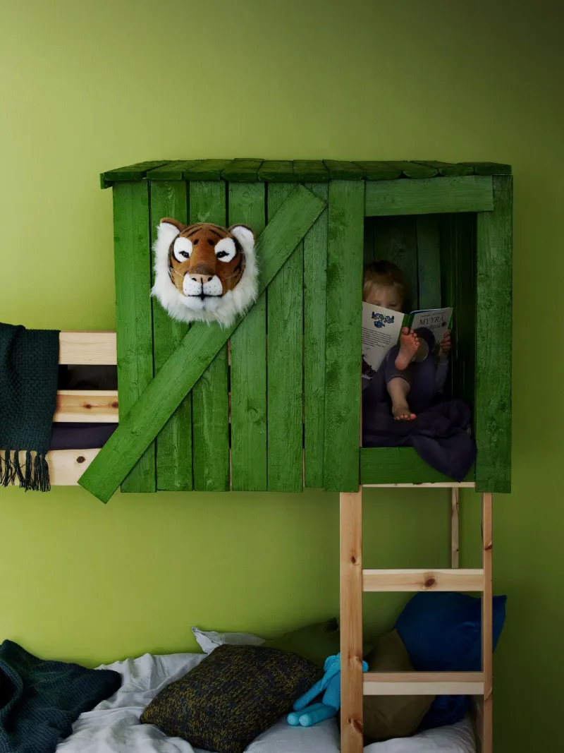 jungle treehouse