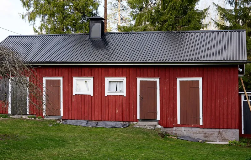 painting barn